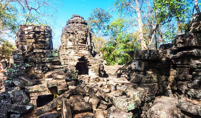 One-Day Oddar Meanchey Temple & Nature Tour