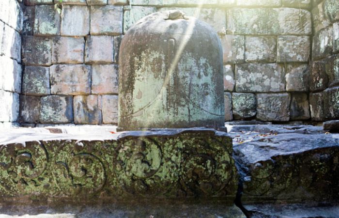 Prasat Linga attractions in Cambodia