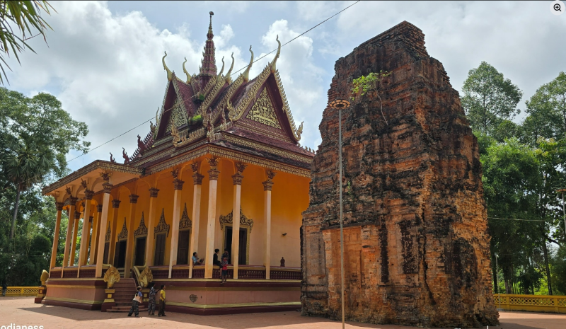 Preah Andet temple attractions in Cambodia
