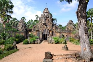 Taproom temple, Yeay Pov Temple and Tonle Bati Lake