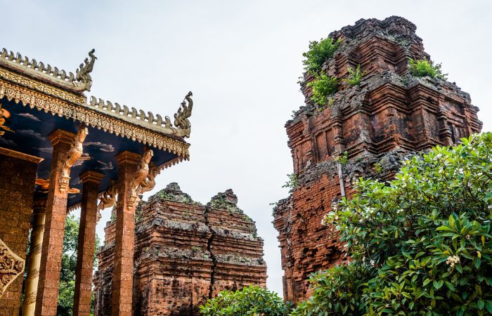 Yeay Pov temple attractions in Cambodia