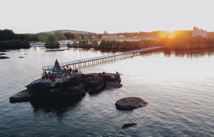 Khun Chang Kun Phen attractions in Cambodia