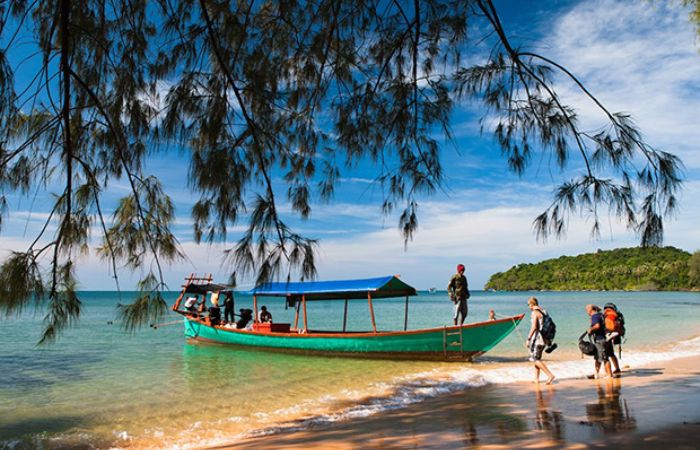 Sner Beach attractions in Cambodia