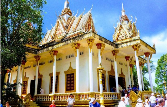Wat Krom Pagoda attractions in Cambodia