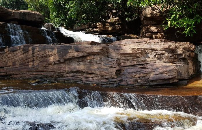 Kbal Chhay waterfall attractions in Cambodia