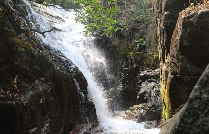 Thmar Kral waterfall attractions in Cambodia