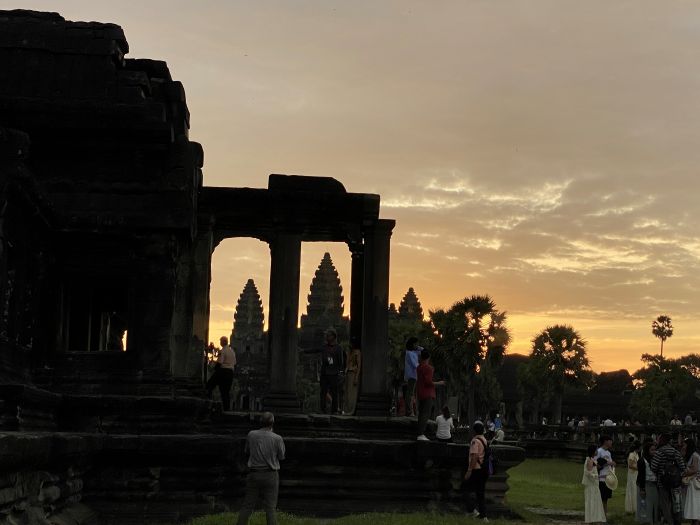 Angkor Small Circle Tour